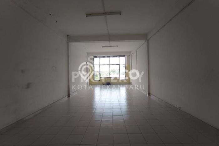 Ruko disewakan lokasi strategis Sukajadi Pekanbaru 300m2 Ruko disewakan lokasi strategis Sukajadi Pekanbaru 300m2