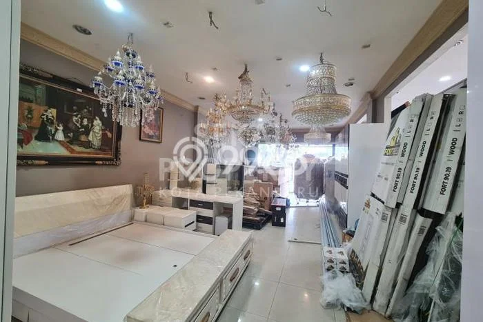 Area Strategis! Disewakan Ruko Lokasi Marpoyan Damai, Pekanbaru Cocok untuk Bisnis Area Strategis! Disewakan Ruko Lokasi Marpoyan Damai, Pekanbaru Cocok untuk Bisnis
