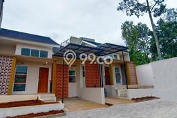 Rumah Modern Minimalis 2 KT Bisa Langsung Pindah di Cileunyi Rumah Modern Minimalis 2 KT Bisa Langsung Pindah di Cileunyi