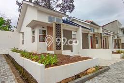 Dijual Rumah Strategis Bagus Punya 2 KT di Cileunyi Bandung SHM Dijual Rumah Strategis Bagus Punya 2 KT di Cileunyi Bandung SHM