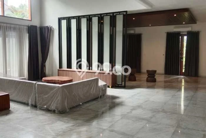 Hunian Modern Untuk Disewakan di Kuningan Jakarta Selatan 4 KT & 4 KM Hunian Modern Untuk Disewakan di Kuningan Jakarta Selatan 4 KT & 4 KM