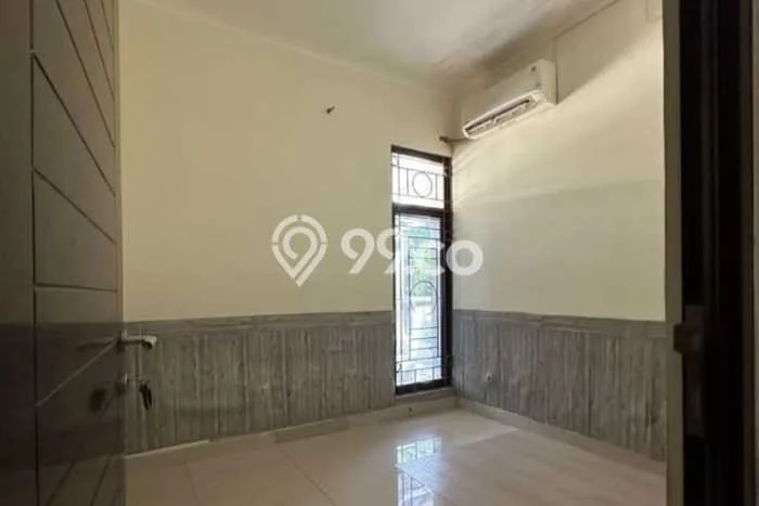 HOT DEAL! Rumah area , 2 KM, Lingkungan Strategis, Luas 144m2m² LB 128m2m² HOT DEAL! Rumah area , 2 KM, Lingkungan Strategis, Luas 144m2m² LB 128m2m²