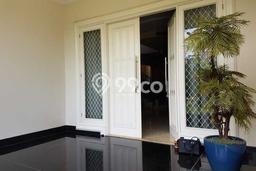 Sewa Rumah Bagus di Menteng Harga Rp 750 Juta/ Tahun Sewa Rumah Bagus di Menteng Harga Rp 750 Juta/ Tahun