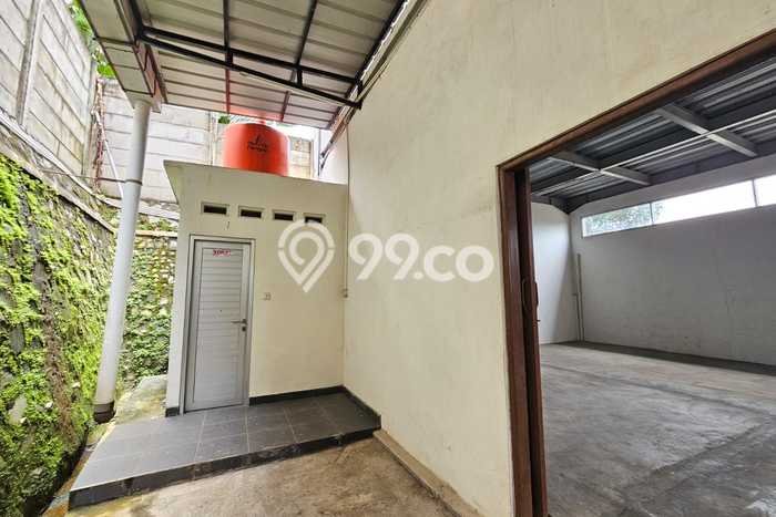 Gudang Disewa di Bekasi dengan LB 200m2 Area Komersial Ramai Gudang Disewa di Bekasi dengan LB 200m2 Area Komersial Ramai