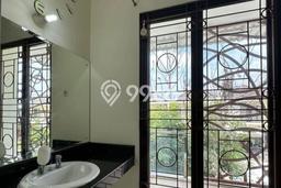Rumah Kontrakan Bekasi LT 144m2 LB 287m2 Kawasan Bekasi Rumah Kontrakan Bekasi LT 144m2 LB 287m2 Kawasan Bekasi