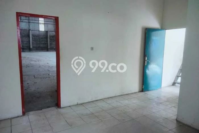 Gudang Disewakan di , Luas 550m2m², Area Utama, Lokasi Mudah Gudang Disewakan di , Luas 550m2m², Area Utama, Lokasi Mudah