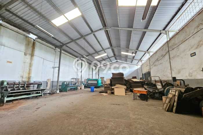 Gudang Lokasi Strategis Kawasan Narogong, Luas 700m², Disewakan, Area Bisnis Gudang Lokasi Strategis Kawasan Narogong, Luas 700m², Disewakan, Area Bisnis