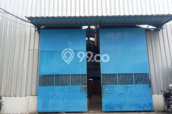 KAWASAN BISNIS! Gudang di Cengkareng, Luas 828m², Akses Raya KAWASAN BISNIS! Gudang di Cengkareng, Luas 828m², Akses Raya