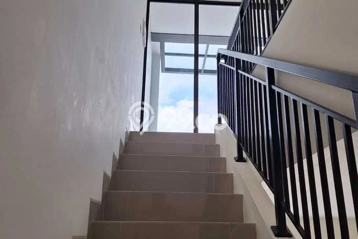 Unit Ruko Dijual di Jakarta Selatan LT 54m2 & LB 119m2 Unit Ruko Dijual di Jakarta Selatan LT 54m2 & LB 119m2