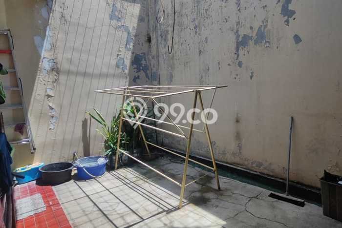 Unit Ruko Dijual di Cimahi Tengah Cimahi Luas Bangunan 310m2 Unit Ruko Dijual di Cimahi Tengah Cimahi Luas Bangunan 310m2