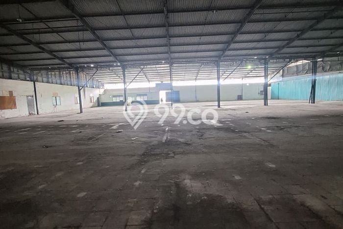 Unit Gudang Tersedia di Moch Toha Spesifikasi LB 2100m2 Unit Gudang Tersedia di Moch Toha Spesifikasi LB 2100m2