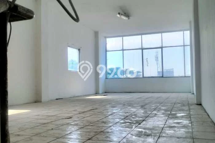 Untuk Disewa Ruko di Cicendo Bandung LT 121m2, LB 175m2 Untuk Disewa Ruko di Cicendo Bandung LT 121m2, LB 175m2