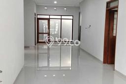 For Sale Hunian Rumah Terawat 4 KT di Taman Kopo Indah, Bandung For Sale Hunian Rumah Terawat 4 KT di Taman Kopo Indah, Bandung