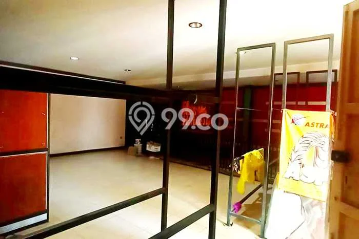 Unit Komersial Tersedia di Ciateul Spesifikasi LB 325m2 Unit Komersial Tersedia di Ciateul Spesifikasi LB 325m2