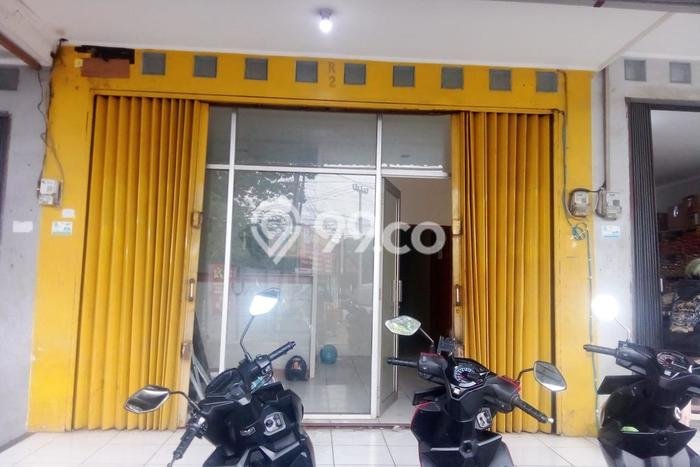 Area Ramai! Ruko Dijual di Margaasih untuk Bisnis Luas Bangunan 150m2 Area Ramai! Ruko Dijual di Margaasih untuk Bisnis Luas Bangunan 150m2