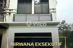 Ruko Bagus Dijual LB 175m2 Lokasi Strategis Surabaya Area Cocok untuk Berbisnis Ruko Bagus Dijual LB 175m2 Lokasi Strategis Surabaya Area Cocok untuk Berbisnis