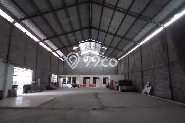 Gudang Kawasan Bisnis Kawasan Denpasar Barat, Luas 480m2m², Siap Usaha Gudang Kawasan Bisnis Kawasan Denpasar Barat, Luas 480m2m², Siap Usaha