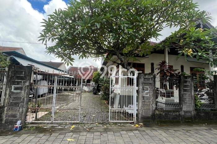 Disewakan Rumah Murah di Dalung Badung Punya 3 Kamar Tidur Disewakan Rumah Murah di Dalung Badung Punya 3 Kamar Tidur