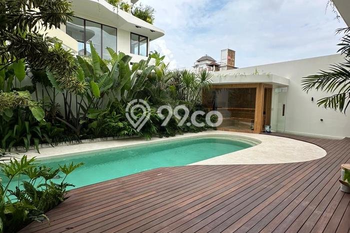 HARGA TERBAIK! Vila di Kuta, Dimensi 315m2m², Lokasi Eksklusif dengan privasi terjaga HARGA TERBAIK! Vila di Kuta, Dimensi 315m2m², Lokasi Eksklusif dengan privasi terjaga