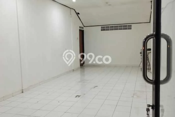 Ruko disewakan di Denpasar Barat Denpasar dengan luas bangunan 31m2 Ruko disewakan di Denpasar Barat Denpasar dengan luas bangunan 31m2