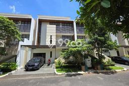 Ready to Use! Luxury House LT 170m2 Desain Elegan di Summarecon Bekasi Ready to Use! Luxury House LT 170m2 Desain Elegan di Summarecon Bekasi