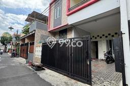 For Sale Rumah 3 Kamar Lokasi Ideal Nyaman dan Strategis di Cakung For Sale Rumah 3 Kamar Lokasi Ideal Nyaman dan Strategis di Cakung