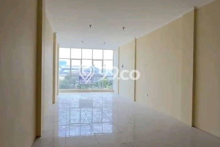Ruko Dijual di Jakarta Barat LT 60m2 & LB 190m2 Lokasi Terbaik! Ruko Dijual di Jakarta Barat LT 60m2 & LB 190m2 Lokasi Terbaik!