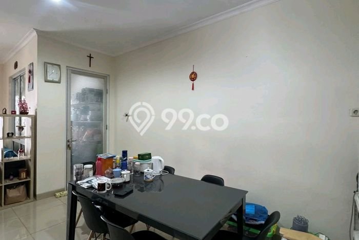 Rumah Luxury Modern Tanpa Renovasi di Daan Mogot Jakarta Barat Rumah Luxury Modern Tanpa Renovasi di Daan Mogot Jakarta Barat