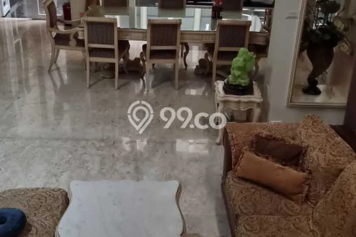 Rumah Mewah LB 717m2 Siap Huni Desain Elegan di Green garden, Jakarta Barat Rumah Mewah LB 717m2 Siap Huni Desain Elegan di Green garden, Jakarta Barat