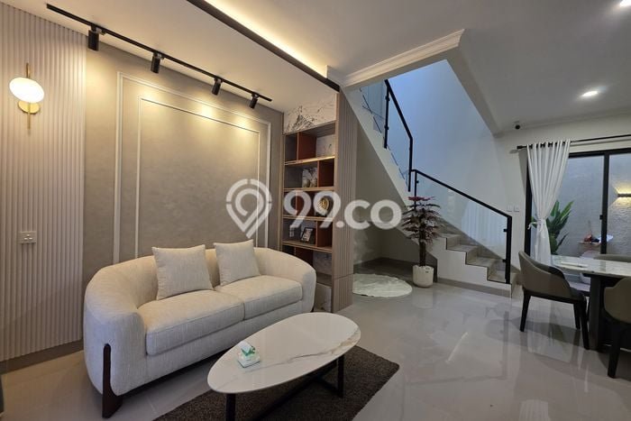 Rumah Mewah LB 150m2 Siap Huni Desain Elegan di Summarecon Serpong, Tangerang Rumah Mewah LB 150m2 Siap Huni Desain Elegan di Summarecon Serpong, Tangerang