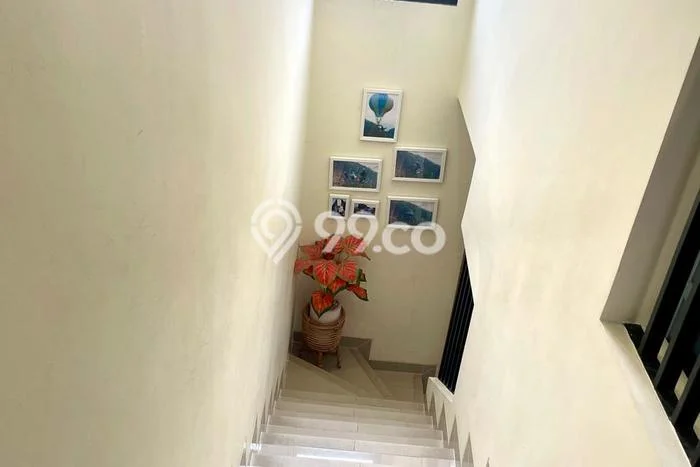 Dijual Hunian Rumah Terawat 3 KT di Summarecon Serpong, Tangerang Dijual Hunian Rumah Terawat 3 KT di Summarecon Serpong, Tangerang