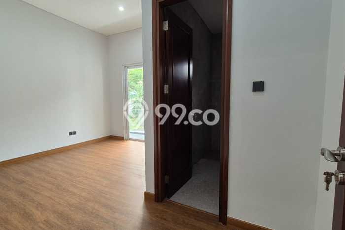 Dijual Rumah Luas Elegan Dengan View Eksklusif di BSD The Icon, Tangerang Dijual Rumah Luas Elegan Dengan View Eksklusif di BSD The Icon, Tangerang