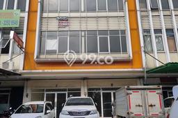Ruko Dijual di Prime Area Jakarta Barat Luas 185m2 Ruko Dijual di Prime Area Jakarta Barat Luas 185m2