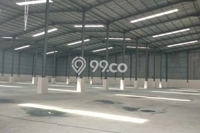 Gudang disewakan lokasi strategis Sepatan Tangerang 12240m2 Gudang disewakan lokasi strategis Sepatan Tangerang 12240m2