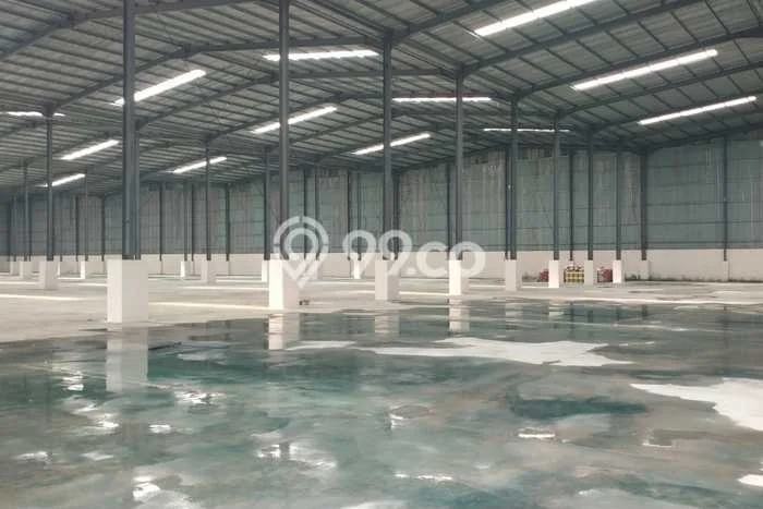Gudang disewakan lokasi strategis Sepatan Tangerang 12240m2 Gudang disewakan lokasi strategis Sepatan Tangerang 12240m2