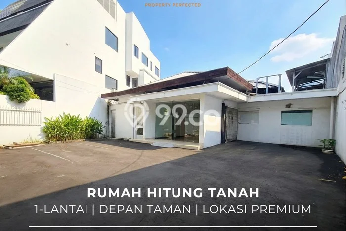 For Sale! Luxury House LT 456m2 Desain Modern di Senopati For Sale! Luxury House LT 456m2 Desain Modern di Senopati