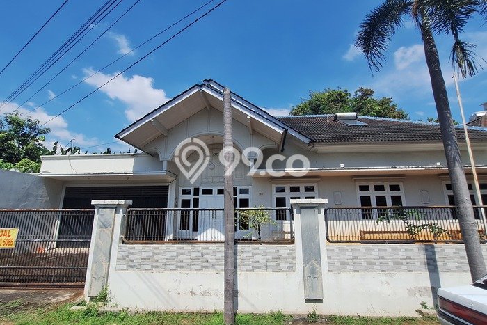 Hunian Mewah Siap Huni LT 628m2 di Candisari, Semarang Hunian Mewah Siap Huni LT 628m2 di Candisari, Semarang