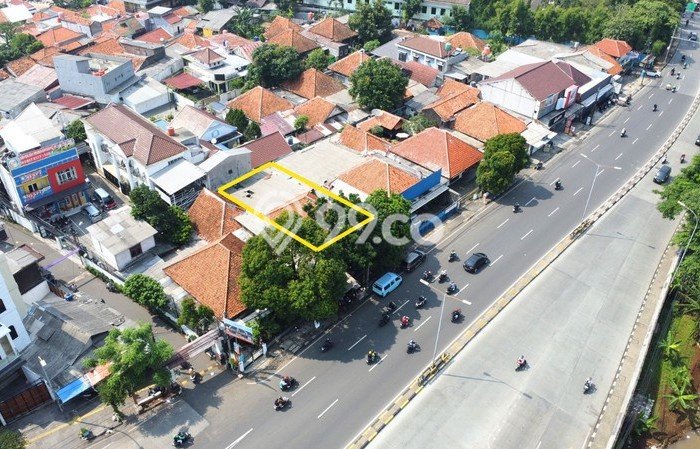 Dijual Rumah Premium dengan Fasilitas Sekitar Lengkap di Pasar Rebo, Jakarta Timur Dijual Rumah Premium dengan Fasilitas Sekitar Lengkap di Pasar Rebo, Jakarta Timur