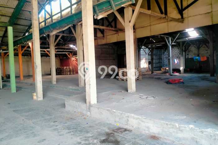 Unit Gudang Disewa Lokasi Palimanan, Cirebon Spesifikasi Luas Bangunan 2000m2 Unit Gudang Disewa Lokasi Palimanan, Cirebon Spesifikasi Luas Bangunan 2000m2