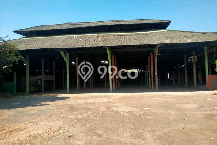 Unit Gudang Disewa Lokasi Palimanan, Cirebon Spesifikasi Luas Bangunan 2000m2 Unit Gudang Disewa Lokasi Palimanan, Cirebon Spesifikasi Luas Bangunan 2000m2