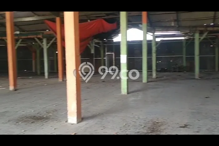Unit Gudang Disewa Lokasi Palimanan, Cirebon Spesifikasi Luas Bangunan 2000m2 Unit Gudang Disewa Lokasi Palimanan, Cirebon Spesifikasi Luas Bangunan 2000m2