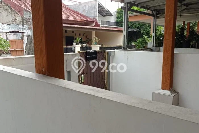 Cocok Untuk Investasi! For Sale Kost di Bekasi Kota 4 Kamar Cocok Untuk Investasi! For Sale Kost di Bekasi Kota 4 Kamar