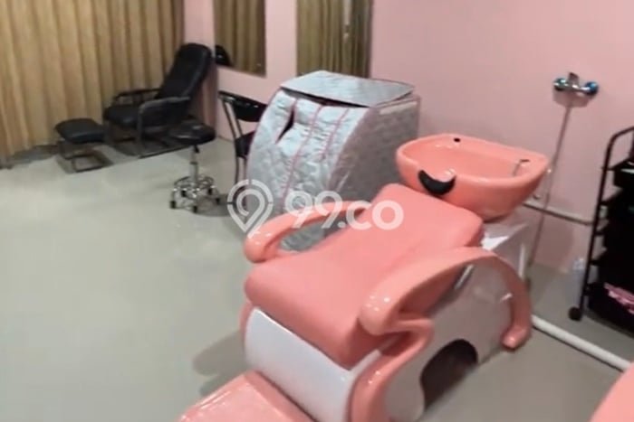 Ruko Kawasan Bekasi Barat, Luas 150m², Area Komersial, Ramai Ruko Kawasan Bekasi Barat, Luas 150m², Area Komersial, Ramai