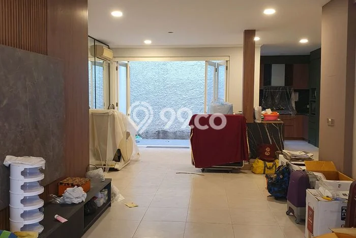 Rumah Modern 4 KT di Lippo Karawaci Tangerang Semi Furnished Rumah Modern 4 KT di Lippo Karawaci Tangerang Semi Furnished