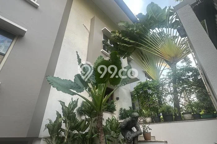 Disewakan Rumah Harga Terjangkau di SCBD Jakarta Selatan Punya 5 KT Disewakan Rumah Harga Terjangkau di SCBD Jakarta Selatan Punya 5 KT