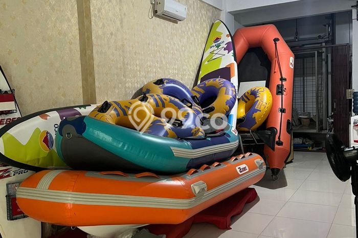 Ruko Bagus Dijual LB 200m2 Lokasi Strategis Jakarta Pusat Area Cocok untuk Berbisnis Ruko Bagus Dijual LB 200m2 Lokasi Strategis Jakarta Pusat Area Cocok untuk Berbisnis