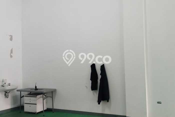 Unit Gudang Tersedia di Kranji Spesifikasi LB 250m2 Unit Gudang Tersedia di Kranji Spesifikasi LB 250m2