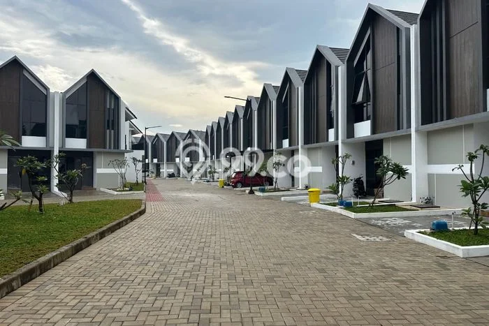 Rumah Luas Asri 3 KT Siap Huni di Summarecon Tangerang Tangerang Rumah Luas Asri 3 KT Siap Huni di Summarecon Tangerang Tangerang