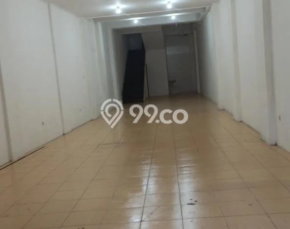 Ruko untuk Disewa di Pusat Bandung Luas Bangunan 350m2 Ruko untuk Disewa di Pusat Bandung Luas Bangunan 350m2