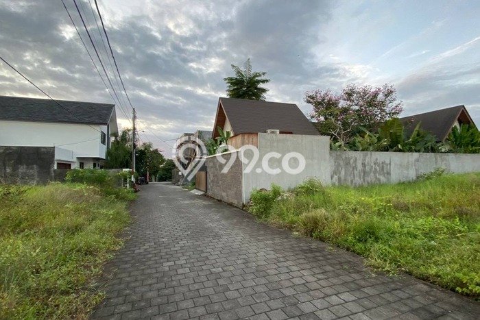 LOKASI STRATEGIS! Tanah di Kedungu, Luas 300m², Lokasi Berkembang, Cocok untuk Hunian LOKASI STRATEGIS! Tanah di Kedungu, Luas 300m², Lokasi Berkembang, Cocok untuk Hunian